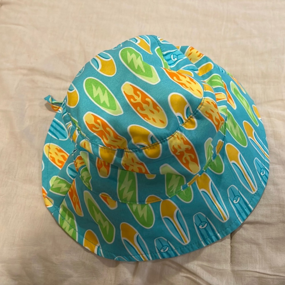 Play Beach Hat